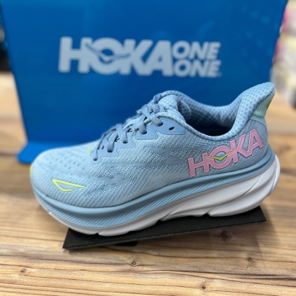 HOKA Clifton 9 dame Wide White/White