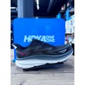 HOKA Clifton 9 herre/BLACK / OUTER ORBIT