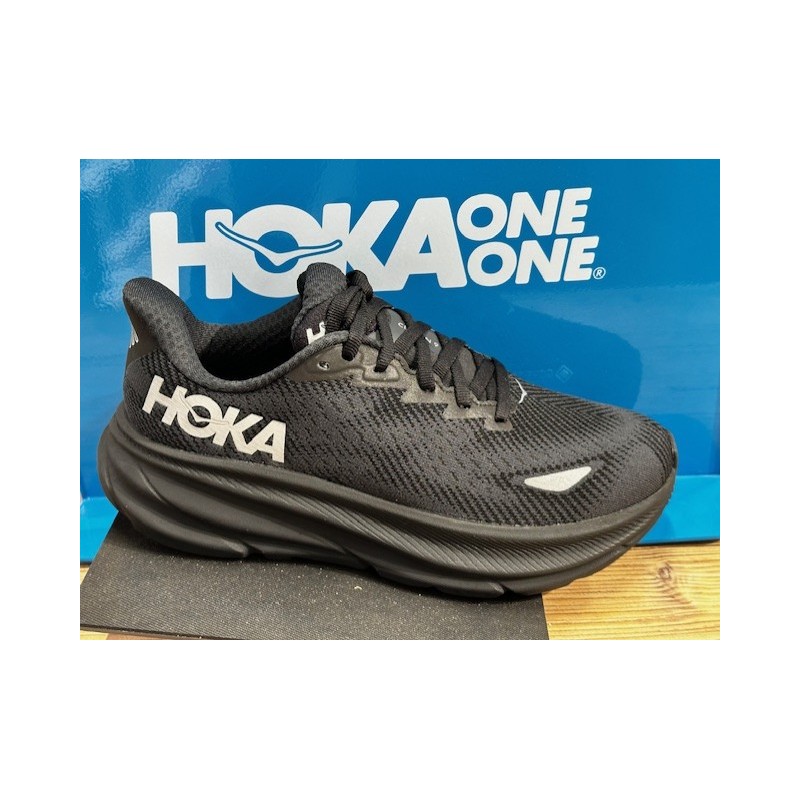 HOKA Clifton 9 dame Shifting Sand/Eggnog