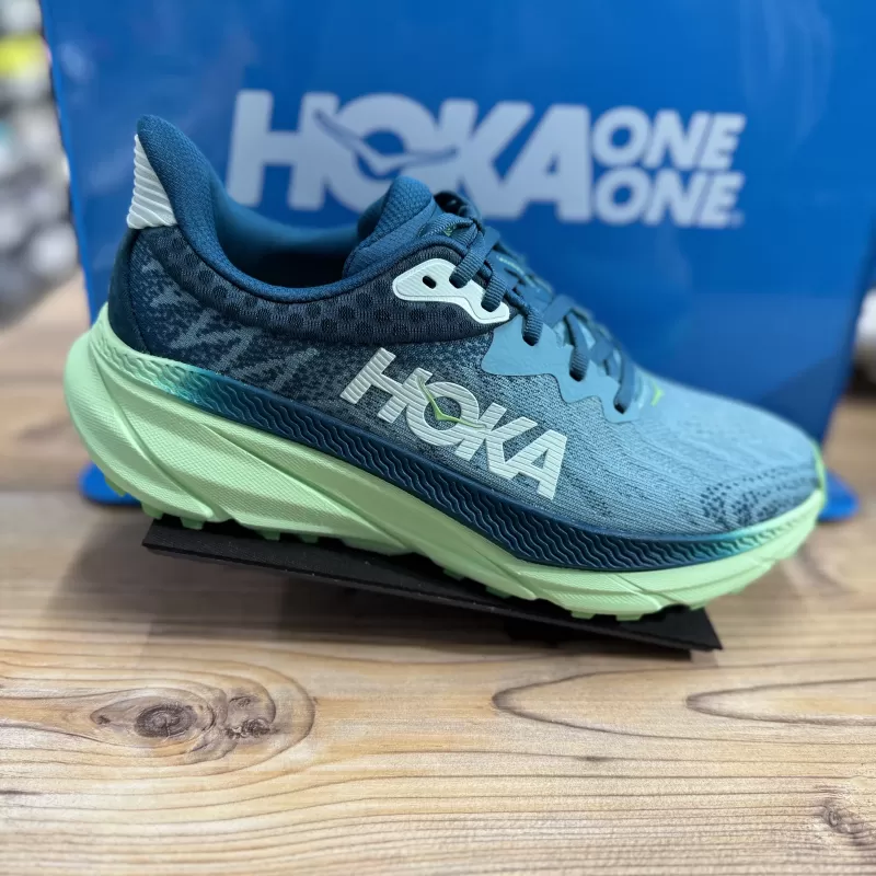 Hoka Challenger ATR 7 dame Aloe vera / Black