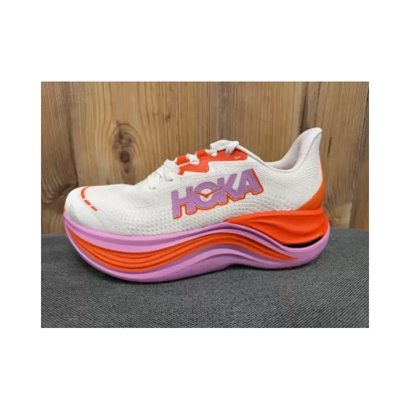 Hoka W Skyward X / frost lupine